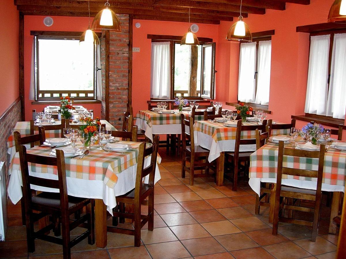 La Posada De Cucayo Dobres Eksteriør billede