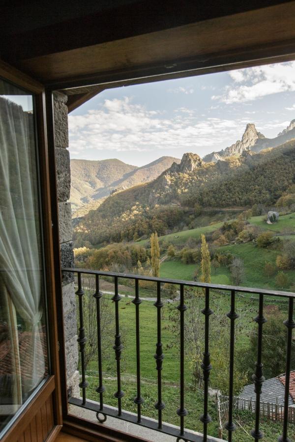 La Posada De Cucayo Dobres Eksteriør billede