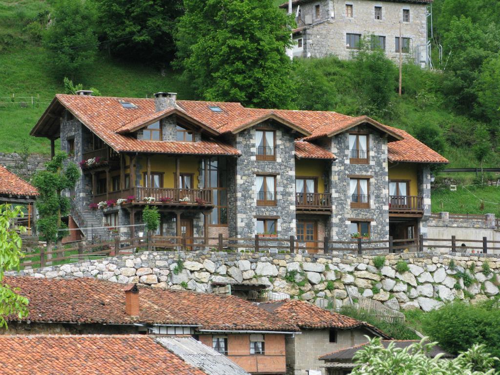 La Posada De Cucayo Dobres Eksteriør billede